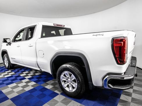 Used 2022 GMC Sierra 1500 SLE image 5
