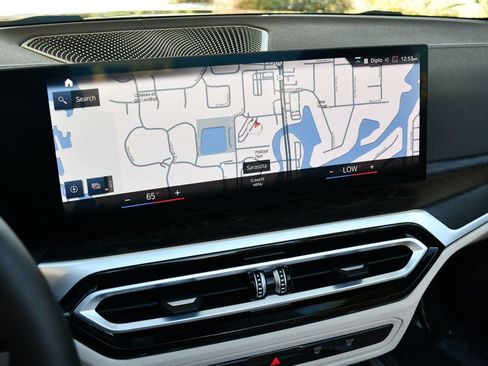 Used 2024 BMW M440i Convertible w/ Premium Package image 65