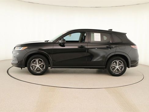 Used 2024 Honda HR-V EX-L image 2