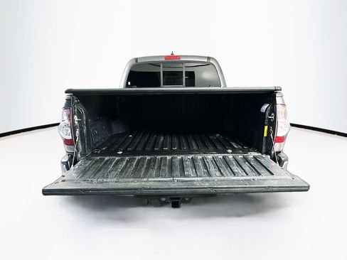 Used 2014 Toyota Tacoma PreRunner image 26