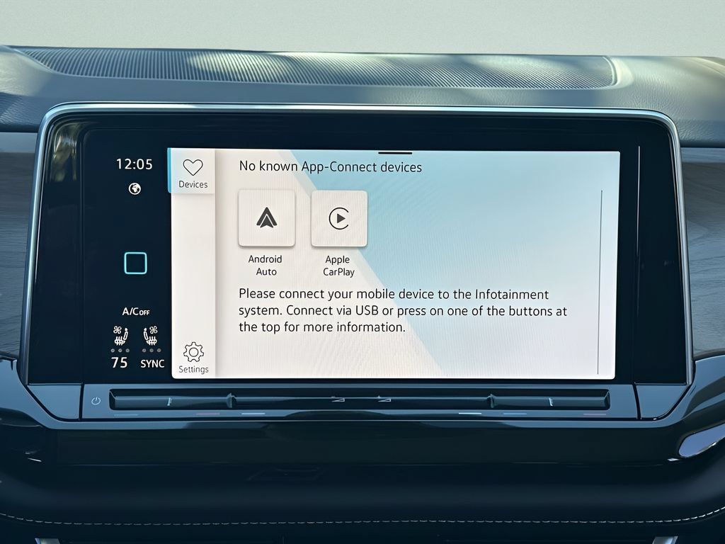 New 2026 Volkswagen Atlas SE FWD image 18