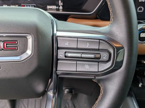 Used 2023 GMC Canyon AT4 w/ Technology Package image 20