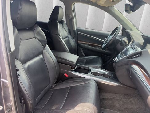 Used 2017 Acura MDX SH-AWD image 16