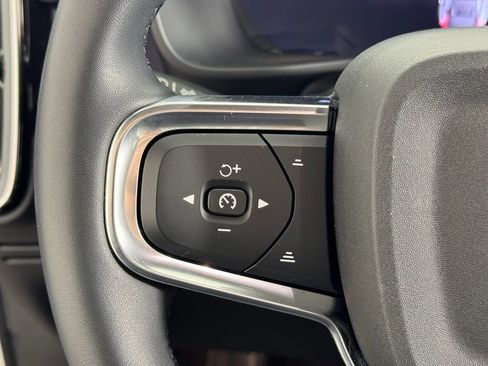 Certified 2023 Volvo C40 Recharge Core AWD/4WD image 27