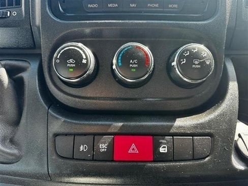 Used 2019 RAM ProMaster 3500 w/ Premium Appearance Group FWD image 34