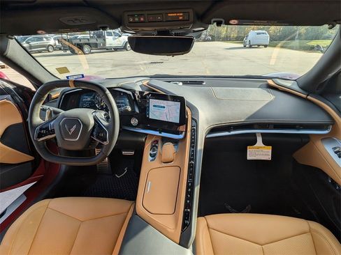 Used 2024 Chevrolet Corvette Stingray Preferred Cpe w/ Z51 Performance Package image 20