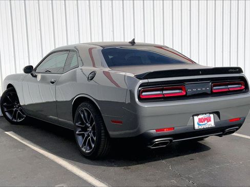 Used 2023 Dodge Challenger R/T w/ T/A Package image 8