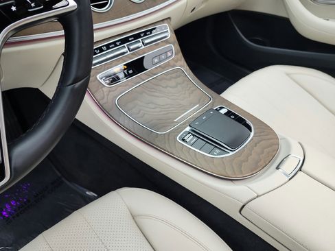 Certified 2022 Mercedes-Benz E 350 Sedan image 11