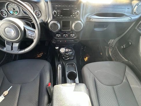 Certified 2017 Jeep Wrangler Unlimited Sport w/ Connectivity Group image 10