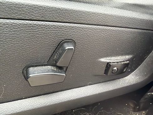 Used 2016 RAM 2500 Big Horn AWD/4WD image 12