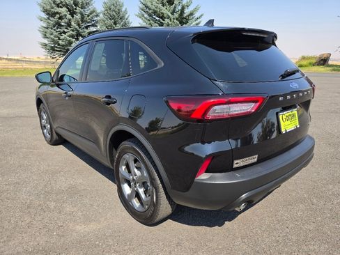 Used 2025 Ford Escape ST-Line AWD/4WD image 8