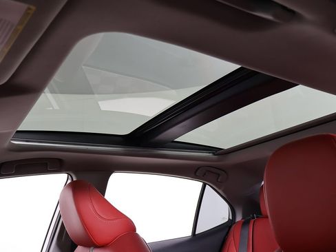 Used 2020 Toyota Camry XSE FWD image 20