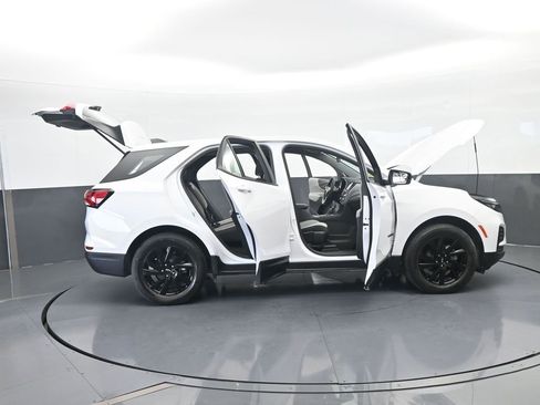 Used 2024 Chevrolet Equinox LS w/ Sport Edition image 65