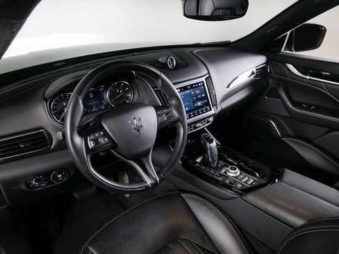 Used 2022 Maserati Levante Modena AWD/4WD image 18