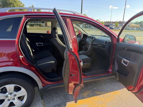 Used 2014 Chevrolet Captiva Sport LS FWD image 23