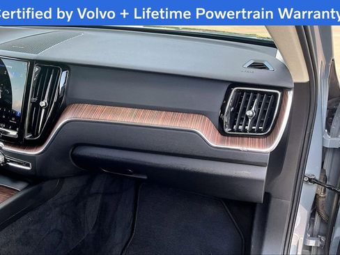 Used 2023 Volvo XC60 T8 Plus image 20