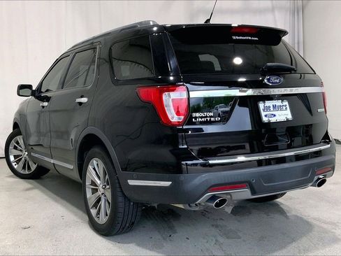 Used 2018 Ford Explorer Limited w/ Equipment Group 301A FWD image 5