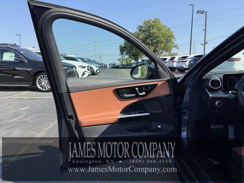 Certified 2025 Mercedes-Benz C 300 4MATIC Sedan image 10