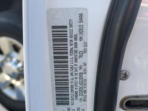 Used 2016 RAM 3500 Laramie Longhorn image 24