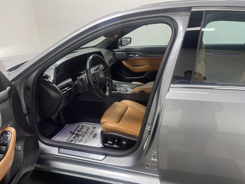 Used 2025 Cadillac CT5 Premium Luxury w/ Platinum Package image 9