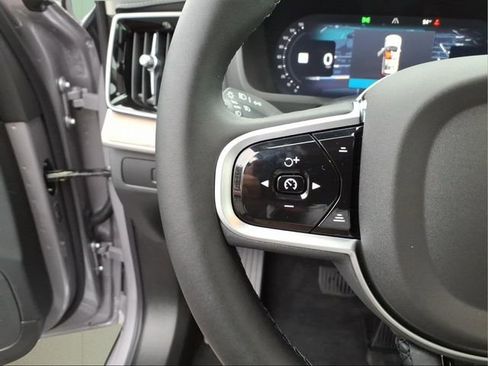 New 2026 Volvo XC90 B6 Core w/ Protection Package Premier AWD/4WD image 23