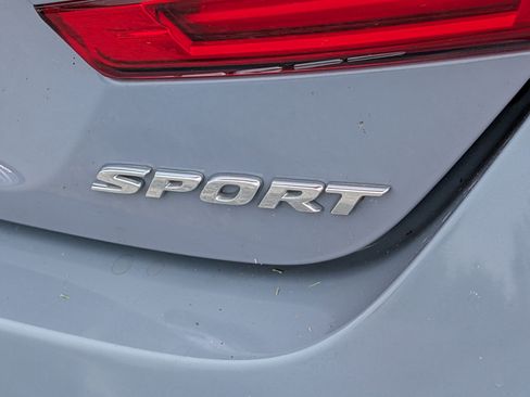 Used 2021 Honda Accord Sport image 9