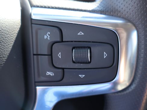 Used 2024 Chevrolet Blazer LT w/ Convenience Package FWD image 16
