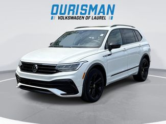 Used 2023 Volkswagen Tiguan SE R-Line FWD video 1