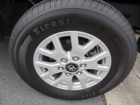 Used 2024 Toyota Tacoma SR5 image 15