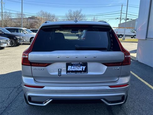 Certified 2025 Volvo XC60 T8 Core w/ Climate Package image 16