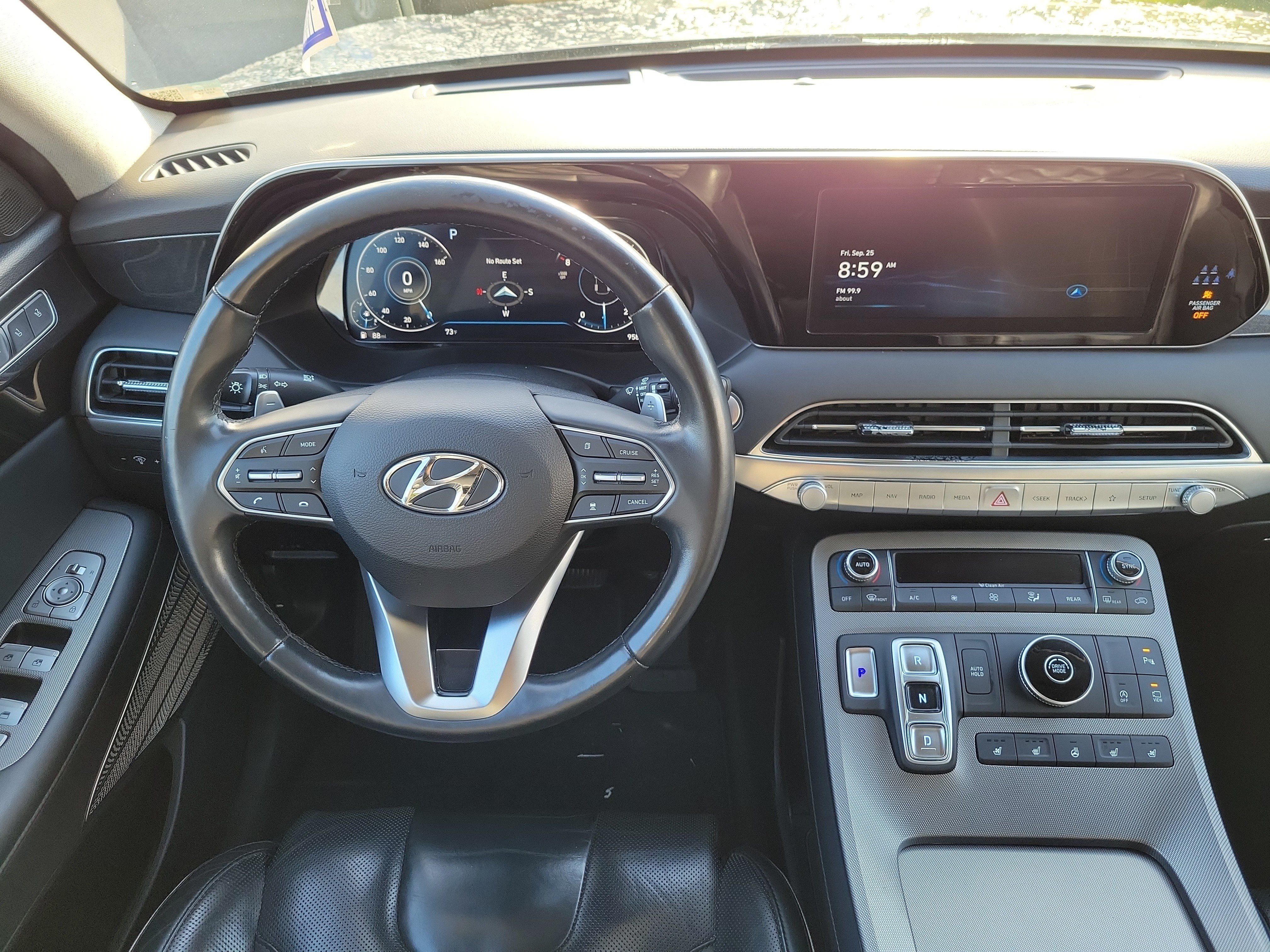 Used 2022 Hyundai Palisade Limited w/ Cargo Package FWD image 19