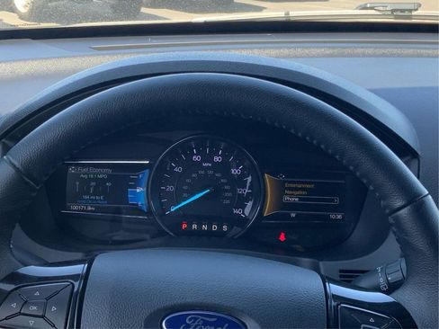Used 2018 Ford Explorer XLT w/ Equipment Group 201A AWD/4WD image 17