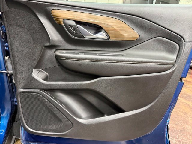 Used 2020 GMC Terrain SLE w/ LPO, Floor Liner Package AWD/4WD image 24