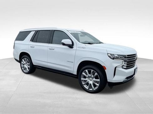 Used 2023 Chevrolet Tahoe High Country AWD/4WD image 2