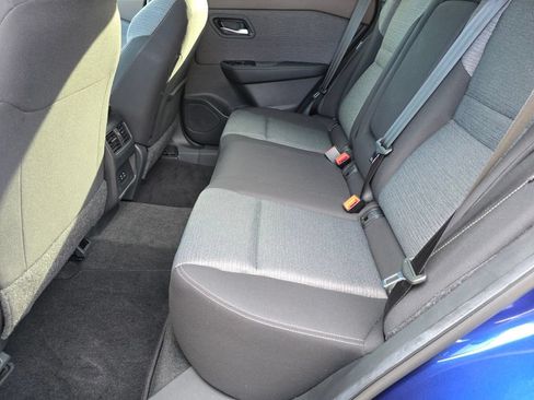 Used 2023 Nissan Rogue SV FWD image 22