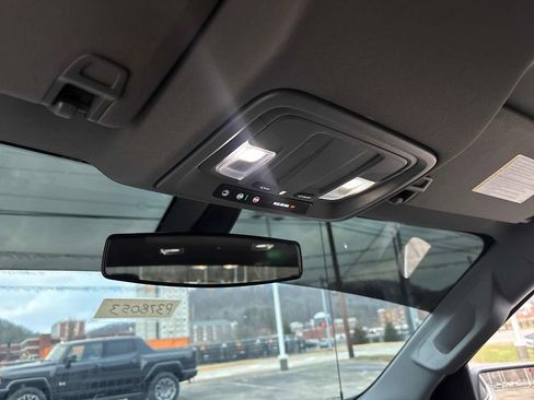 Used 2021 Chevrolet Silverado 1500 Custom image 22