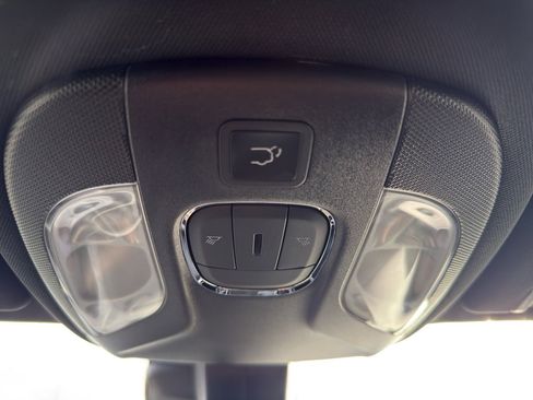 New 2025 Jeep Compass Trailhawk w/ Trailhawk Elite Group image 22