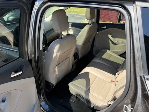 Used 2018 Ford Escape SEL w/ Canadian Touring Package AWD/4WD image 6