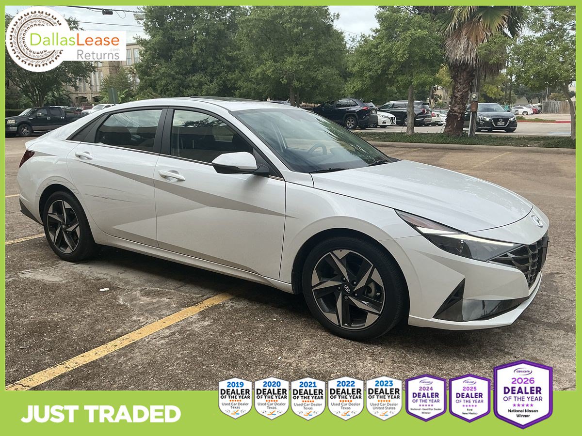 Used 2022 Hyundai Elantra SEL w/ Convenience + Premium Package FWD image 1
