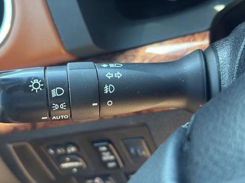 Used 2021 Toyota Tundra Platinum AWD/4WD image 18