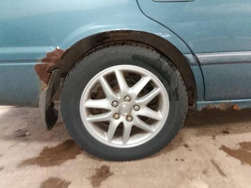 Used 2000 Toyota Camry LE FWD image 13