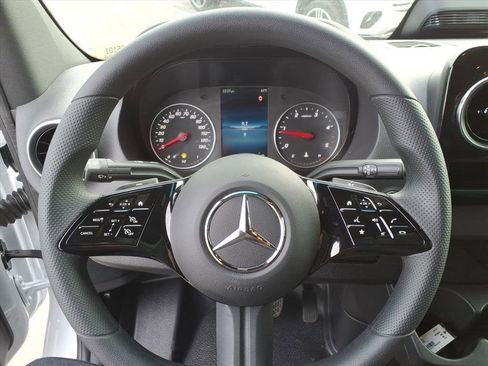 New 2026 Mercedes-Benz Sprinter 2500 image 18