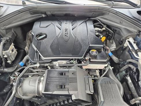 Used 2023 Genesis GV70 2.5T AWD/4WD image 22