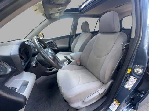 Used 2012 Toyota RAV4 FWD w/ Upgrade Value Pkg image 27