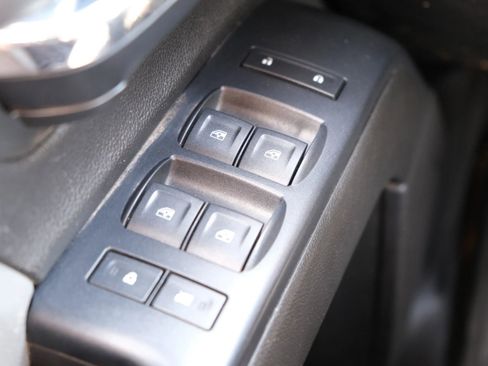 Used 2016 GMC Sierra 2500 2WD Crew Cab image 31