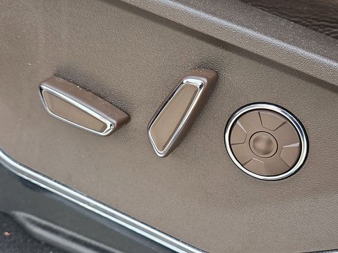 Used 2024 Ford F150 King Ranch w/ FX4 Off-Road Package image 12