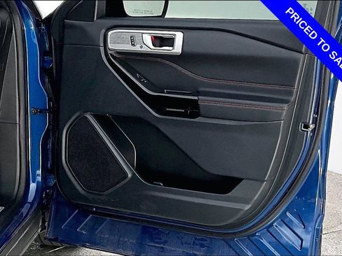 Used 2023 Ford Explorer ST-Line w/ Class IV Trailer Tow Package image 25