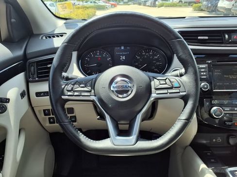 Used 2022 Nissan Rogue Sport SL w/ Premium Package AWD/4WD image 20