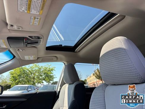 Used 2022 Subaru Outback Premium image 24