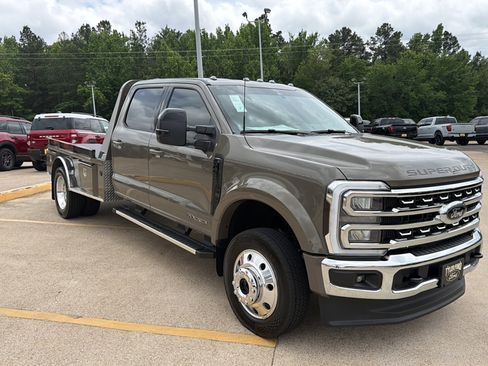 New 2026 Ford F450 Lariat AWD/4WD image 2